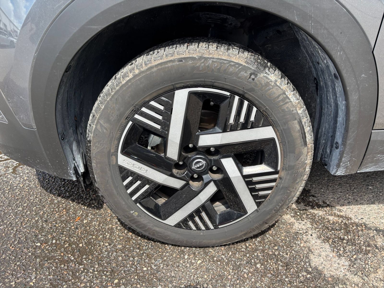 Used 2026 Nissan Kicks SV w/ Cold Weather Package FWD image 28