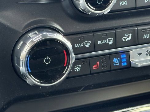 New 2026 Ford F250 Lariat w/ FX4 Off-Road Package image 40