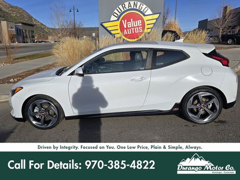 Used 2020 Hyundai Veloster Turbo image 3