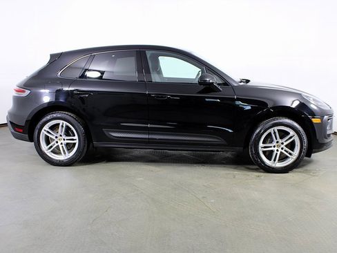 Used 2023 Porsche Macan image 8