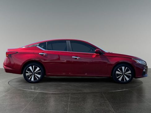 Used 2021 Nissan Altima 2.5 SV AWD/4WD image 10