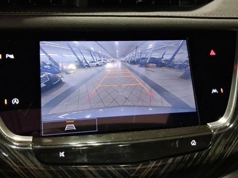 Used 2024 Cadillac XT6 Premium Luxury FWD image 29