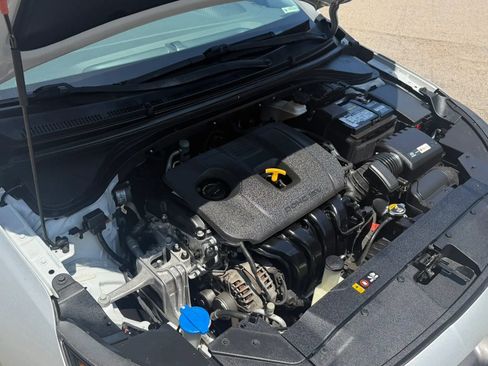 Used 2019 Hyundai Elantra Value Edition FWD image 26