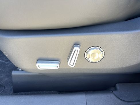 New 2026 Lincoln Nautilus Premier w/ Equipment Group 102A image 26