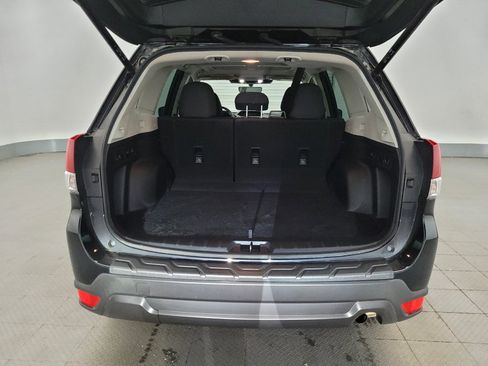 Used 2023 Subaru Forester Premium AWD/4WD image 29