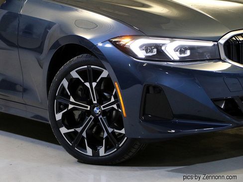 Used 2025 BMW 330i xDrive Sedan w/ Premium Package image 3