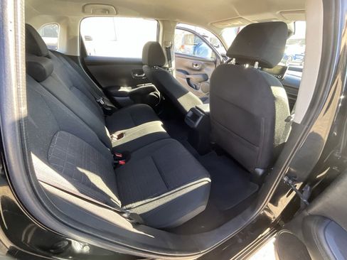 Used 2024 Honda HR-V LX image 26