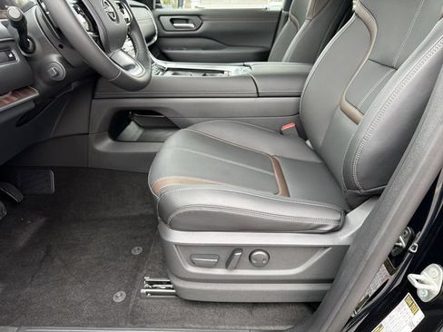 Used 2026 Nissan Armada SL RWD image 17