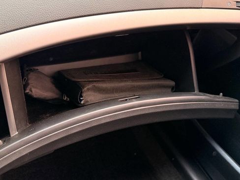 Used 2011 Honda Accord SE image 24