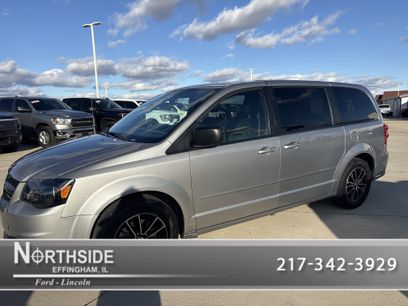 Used 2015 Dodge Grand Caravan SE w/ Quick Order Package 29E SE
