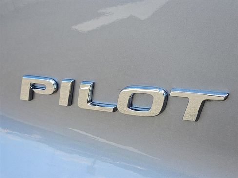 Used 2022 Honda Pilot EX-L image 31