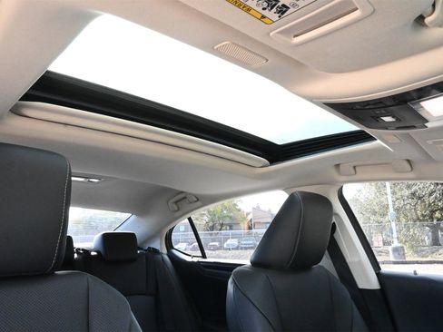 Used 2022 Lexus ES 350 w/ Premium Package image 27