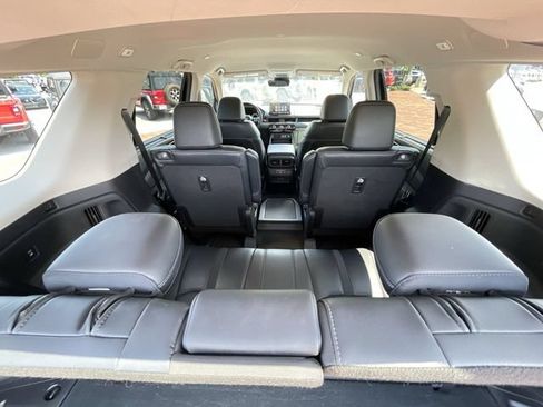 Certified 2024 Honda Pilot EX-L image 33