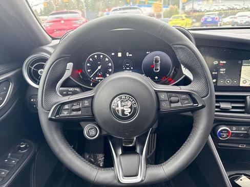 New 2025 Alfa Romeo Giulia AWD w/ Driving Assist Package image 18