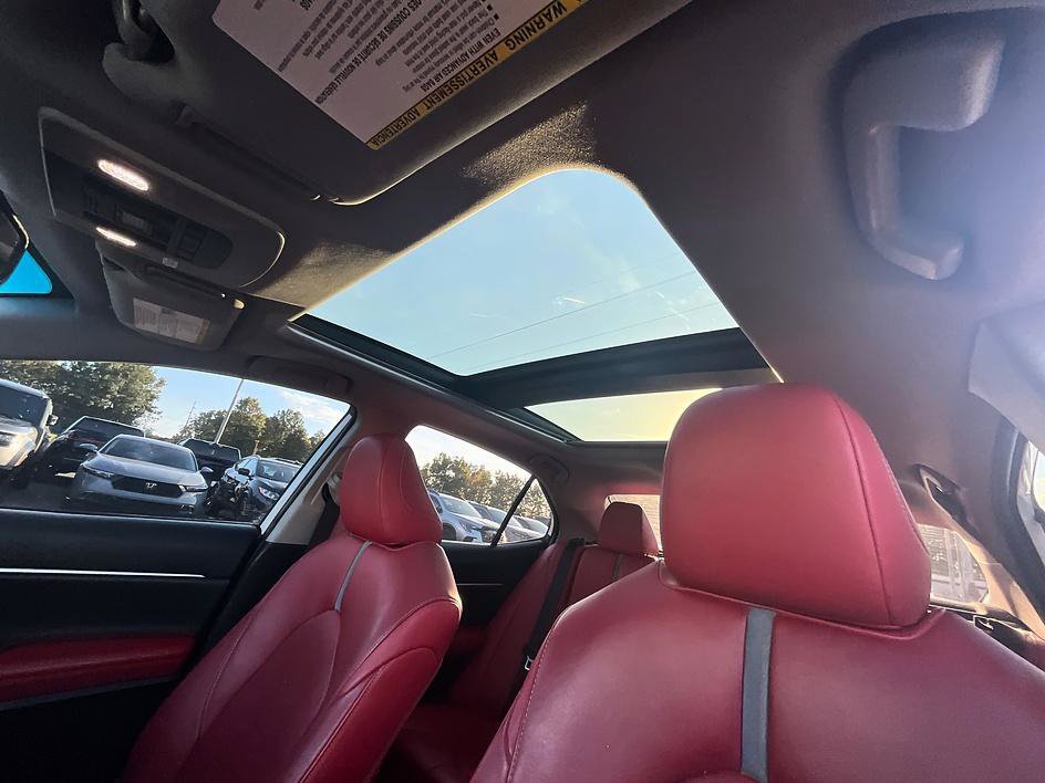 Used 2019 Toyota Camry XSE FWD image 28
