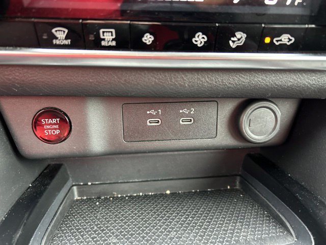 Used 2024 Nissan Rogue SV FWD image 17