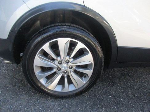 Used 2019 Buick Encore Preferred AWD/4WD image 11