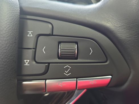 Used 2023 Cadillac XT6 Premium Luxury AWD/4WD image 18