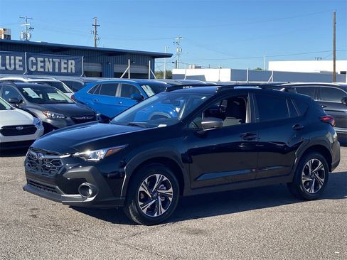 New 2025 Subaru Crosstrek 2.0i Premium image 3