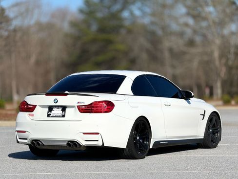 Used 2015 BMW M4 Convertible image 10