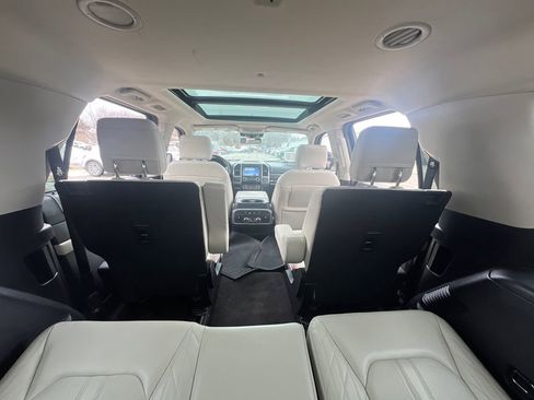 Used 2018 Ford Expedition Max Platinum image 42
