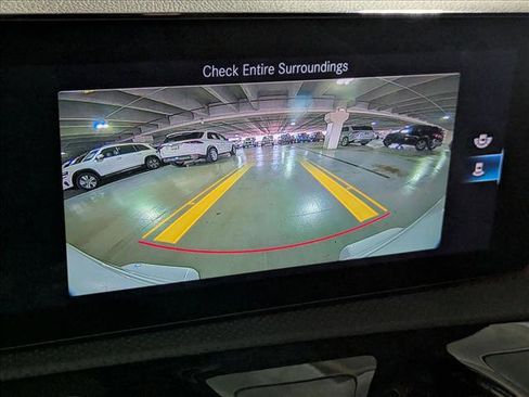 Used 2022 Mercedes-Benz CLA 250 4MATIC image 16