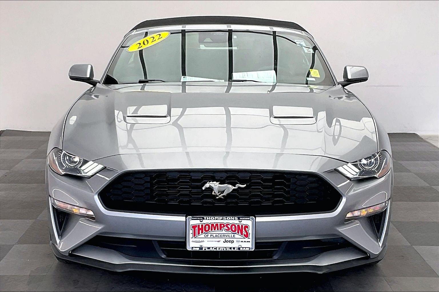 Used 2022 Ford Mustang Premium RWD image 2