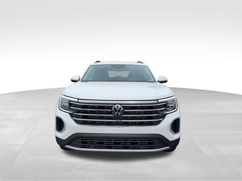New 2026 Volkswagen Atlas SE image 2