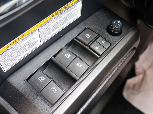Used 2020 Toyota Tacoma TRD Pro AWD/4WD image 18