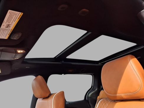 New 2026 Chrysler Pacifica Pinnacle image 22