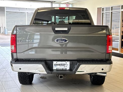 Used 2016 Ford F150 XLT w/ Equipment Group 302A Luxury image 5