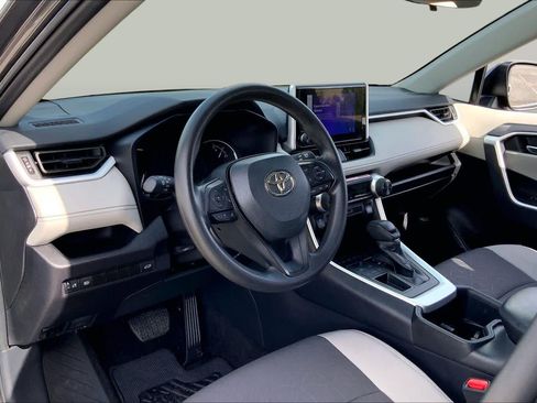 Certified 2024 Toyota RAV4 XLE w/ Convenience Package FWD image 17