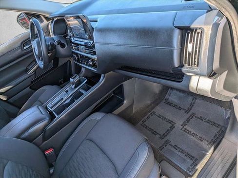 Used 2022 Nissan Pathfinder SV image 22