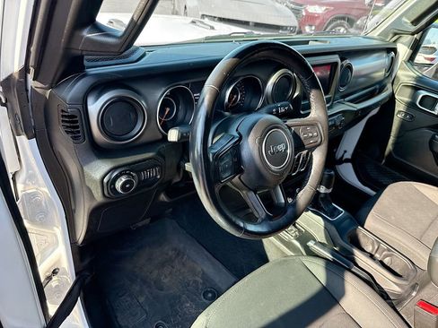 Used 2022 Jeep Wrangler Unlimited Sport AWD/4WD image 10