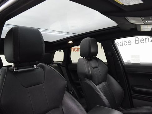 Used 2019 Land Rover Range Rover Evoque image 17
