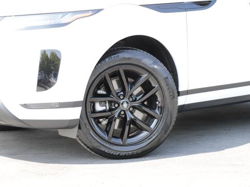 Used 2024 Land Rover Range Rover Evoque S AWD/4WD image 2