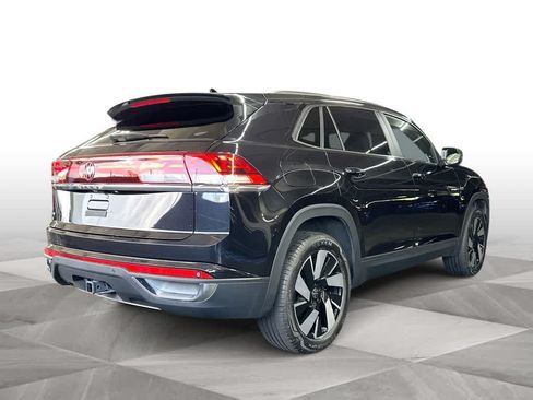 Certified 2024 Volkswagen Atlas Cross Sport SE FWD image 8