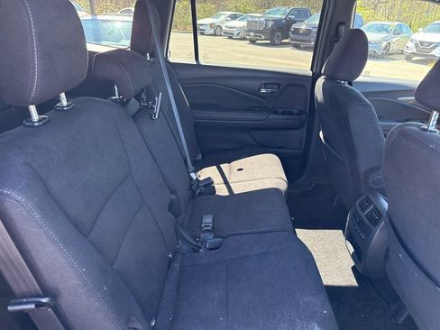 Used 2022 Honda Pilot Sport image 10