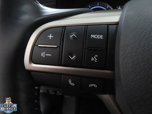 Used 2018 Lexus ES 300h w/ Luxury Package FWD image 13