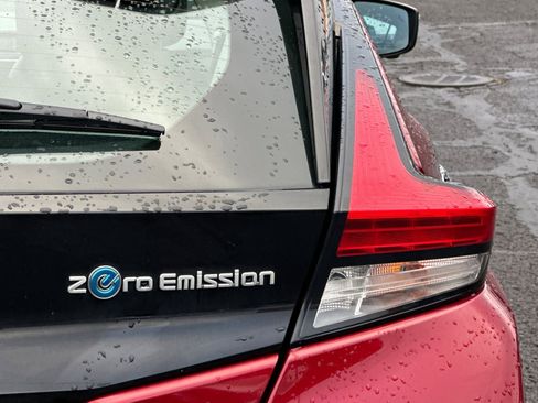 Used 2018 Nissan Leaf SL w/ SL Technology Package image 51