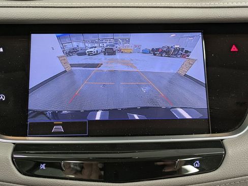 Used 2022 Cadillac XT5 Premium Luxury AWD/4WD image 14