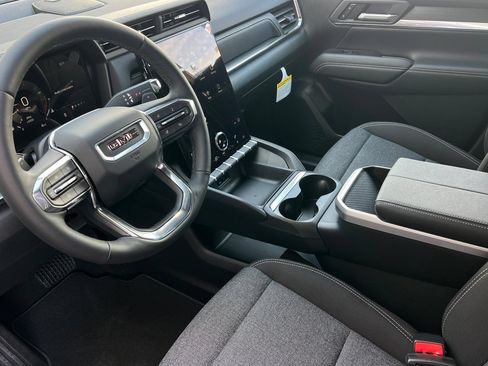 New 2026 GMC Terrain Elevation FWD image 7