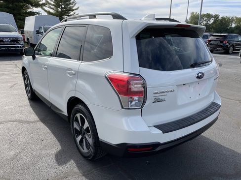 Used 2018 Subaru Forester 2.5i Limited image 3