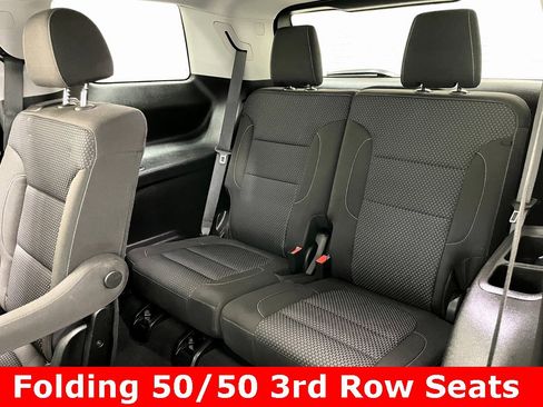 Certified 2023 GMC Acadia SLE w/ Driver Convenience Package image 11