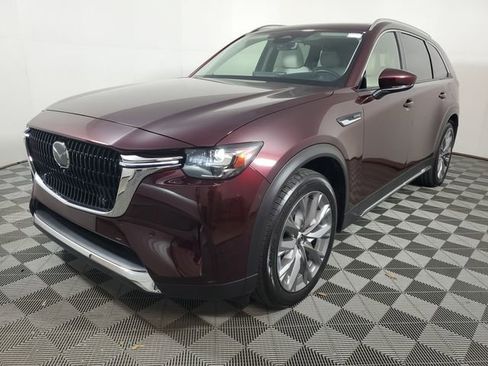Certified 2025 MAZDA CX-90 3.3 Turbo w/ Premium Plus Pkg image 3