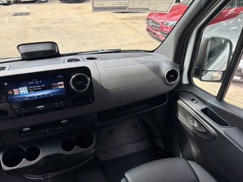 New 2026 Mercedes-Benz Sprinter 2500 image 12