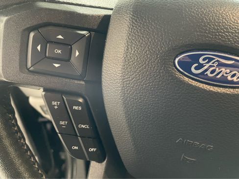 Used 2020 Ford F150 XLT w/ Equipment Group 302A Luxury AWD/4WD image 25