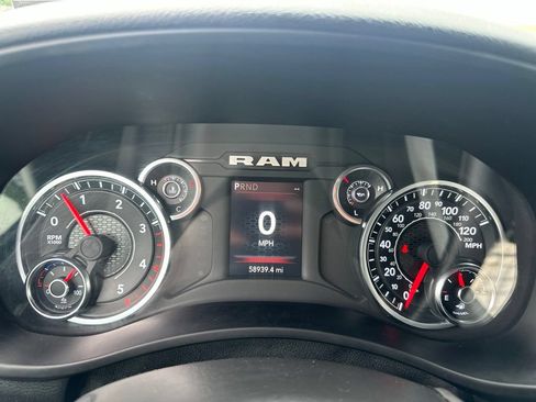 Used 2024 RAM 3500 Big Horn w/ Night Edition AWD/4WD image 6