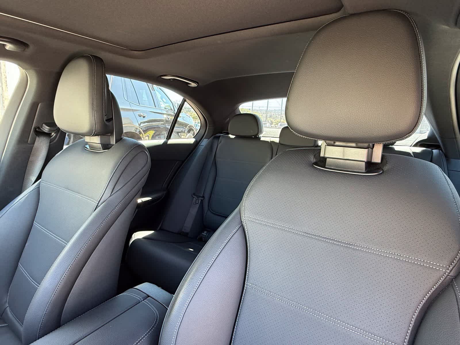 Used 2024 Mercedes-Benz C 300 Sedan image 28