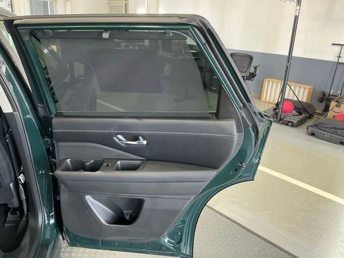Used 2023 Nissan Pathfinder Platinum AWD/4WD image 48
